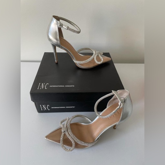 I.n.c. International Concepts Lidani Pointed Toe Clear Vinyl Pumps - 6 - Picture 4 of 11